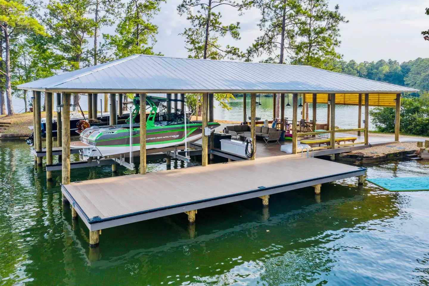 Neptune Boat House Lift  (8).jpg