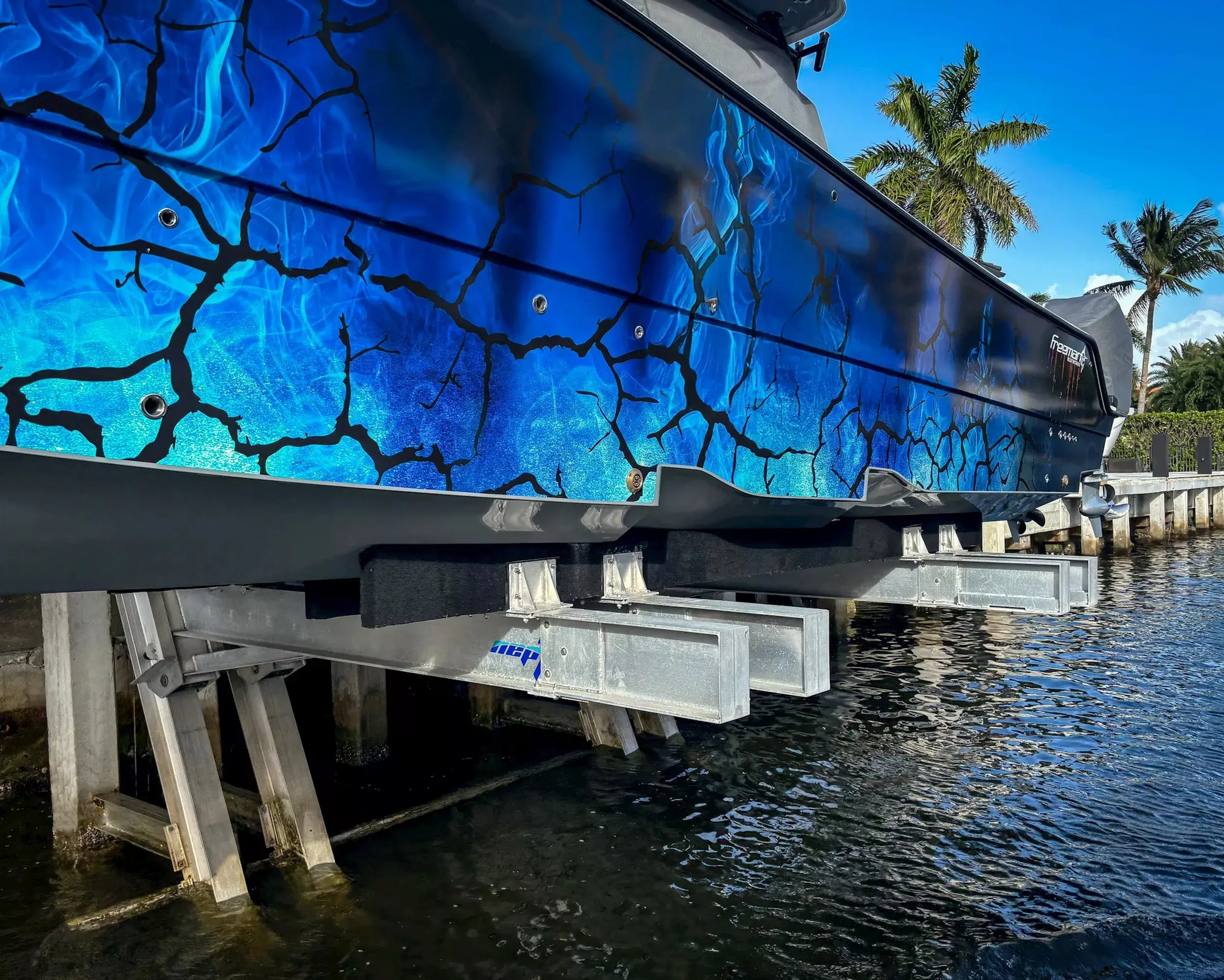 Neptune Elevator Boat Lift (11).jpg