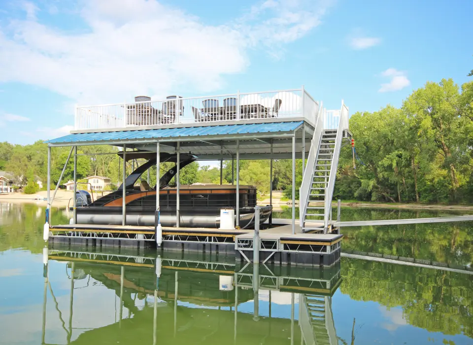 Upperdeck Rhino Dock_Cush 073117 (29).jpg