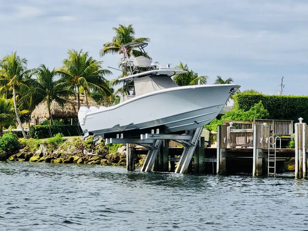 Neptune Elevator Boat Lift (21).jpg