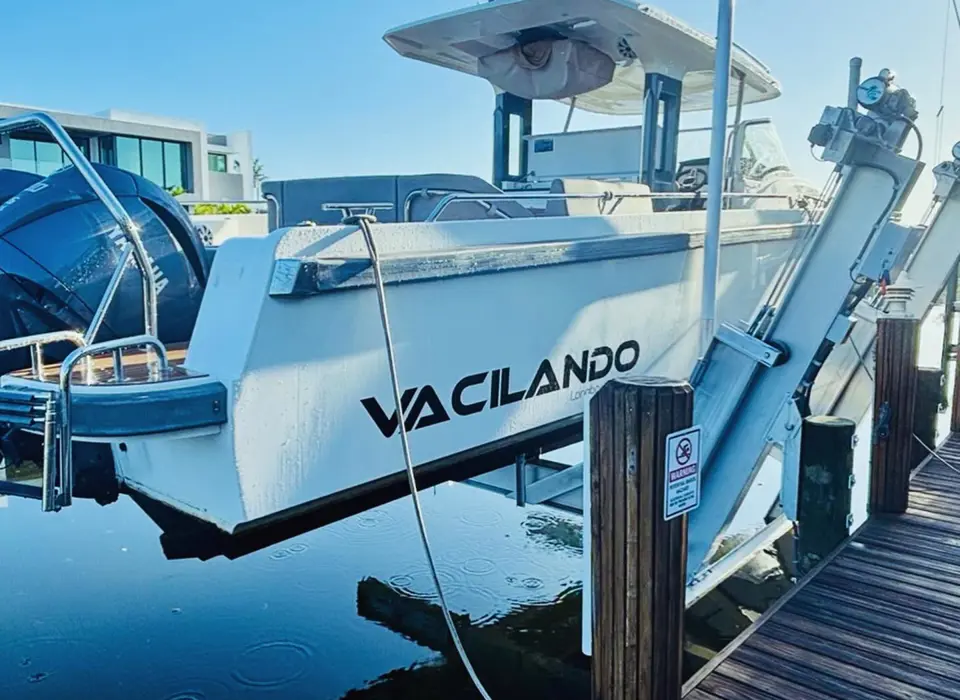 Neptune Elevator Boat Lift (9).jpg